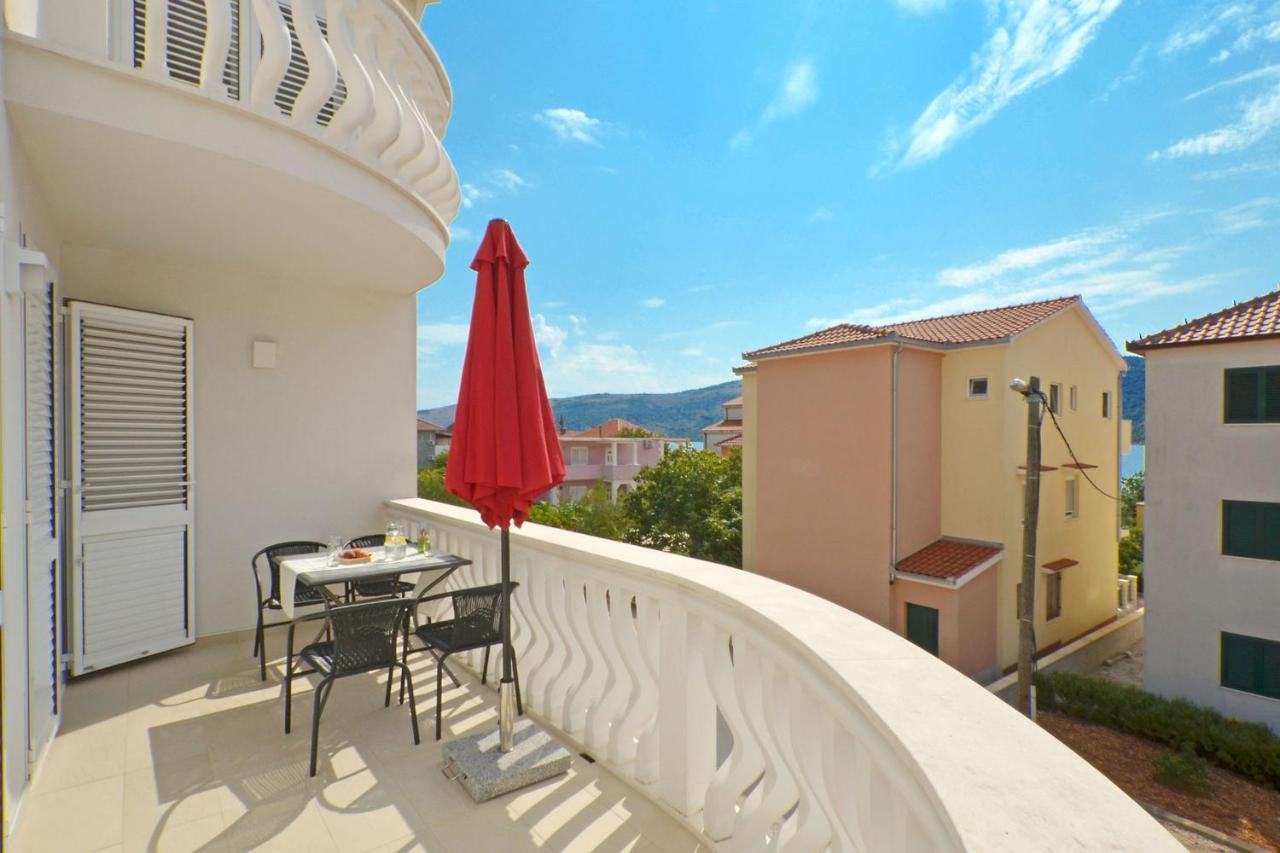 Villa Maros Марина Экстерьер фото